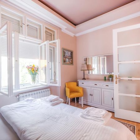 Crown Apartment - Your Royal Stay Belgrado Buitenkant foto