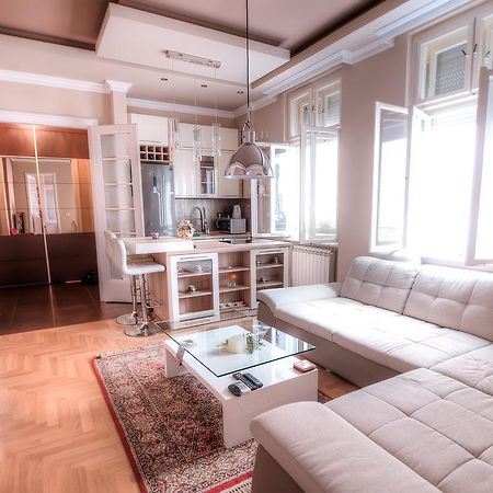 Crown Apartment - Your Royal Stay Belgrado Buitenkant foto