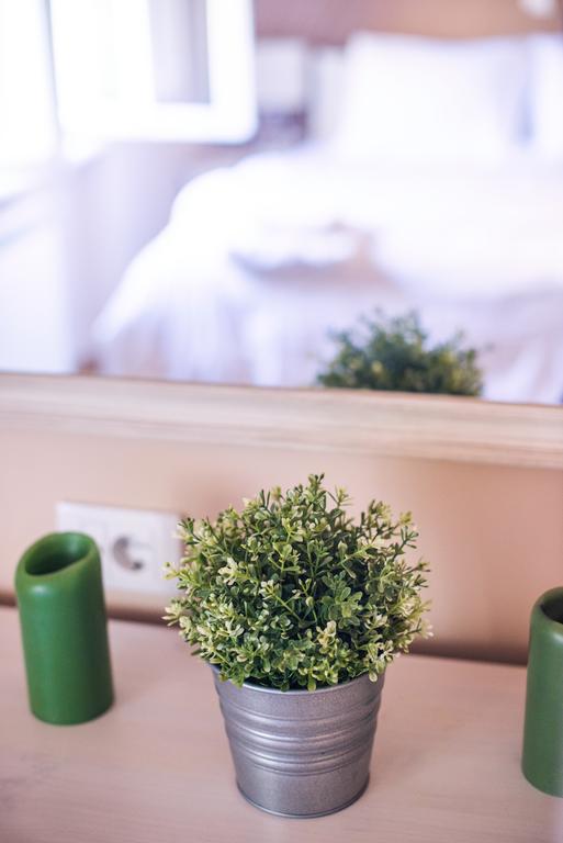 Crown Apartment - Your Royal Stay Belgrado Buitenkant foto